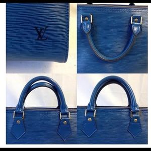 Louis Vuitton Epi Speedy 30 *Authentic*